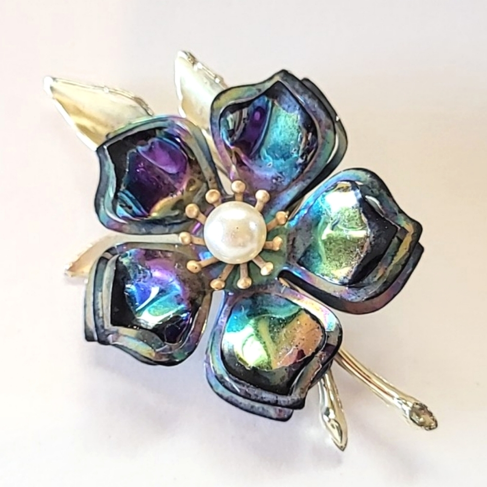 VINTAGE OIL SLICK LAYERED FLOWER BROOCH - BLUE, GREEN, PURPLE